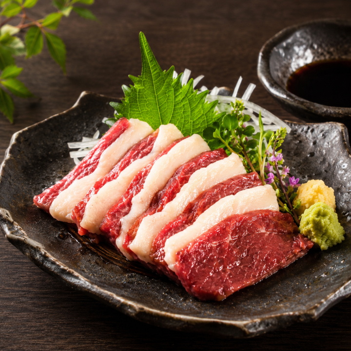 天然馬刺し –バラヒモ(カルビ)-