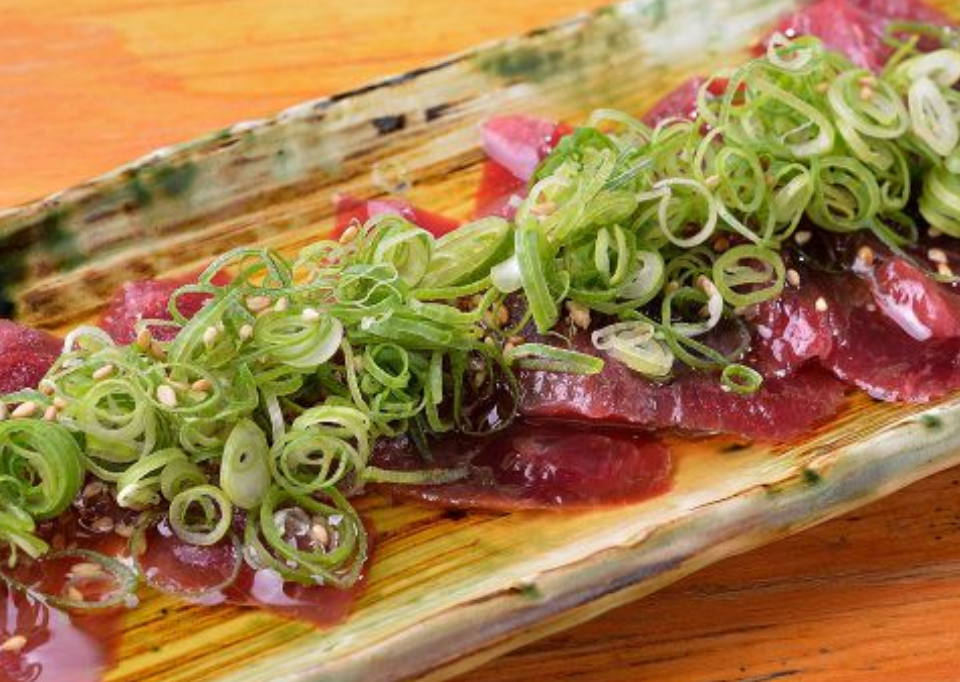 マグロの中華風カルパッチョ