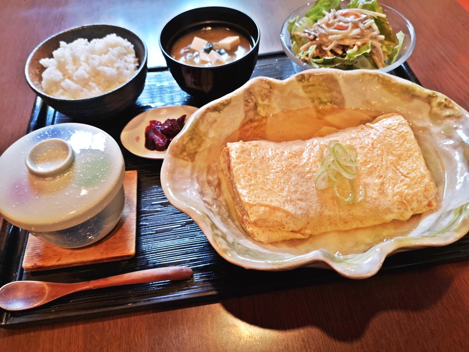 ダシ出し巻き玉子定食