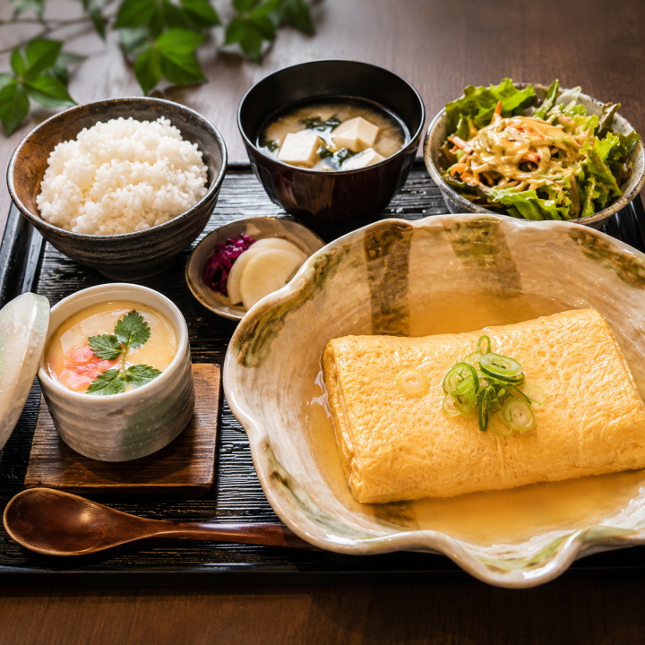 ダシ出し巻き玉子定食
