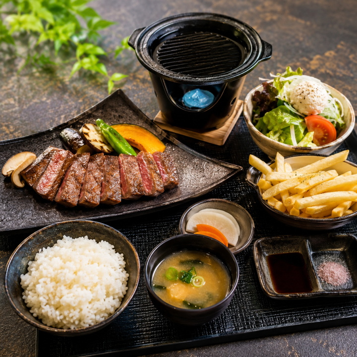 熊野牛サーロインステーキ定食